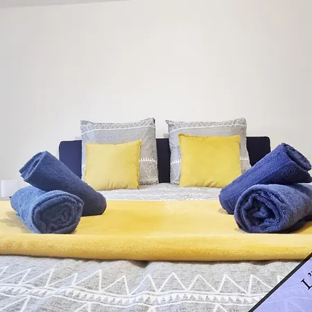 Charme Et Elegance Daire Sainte-Croix-en-Plaine