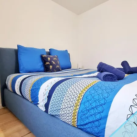 Charme Et Elegance Daire *